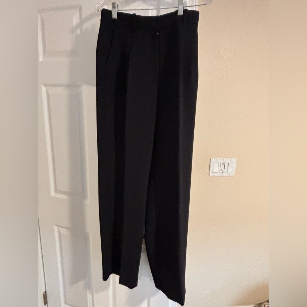Arizia the effortless pant in size 8